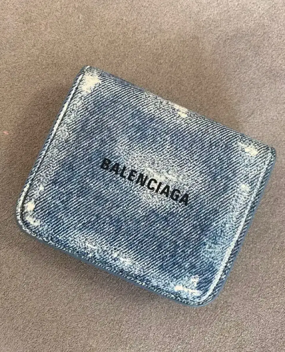 발렌시아가 balenciaga 정품 데님지갑